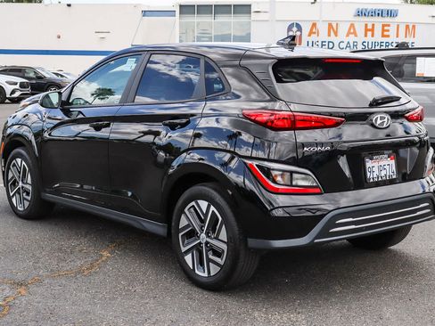 Used 2023 Hyundai Kona SE w/ Cargo Package FWD image 8