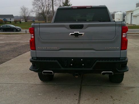 Used 2024 Chevrolet Silverado 1500 Custom Trail Boss AWD/4WD image 8