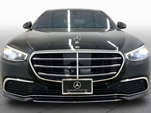 Used 2025 Mercedes-Benz S 500 4MATIC image 4