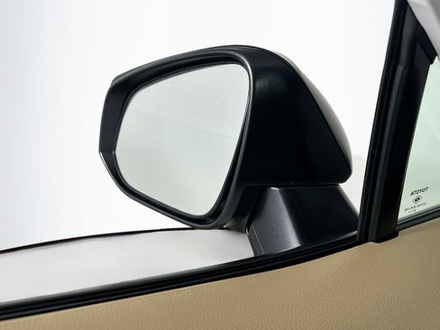 Used 2024 Toyota RAV4 LE image 16