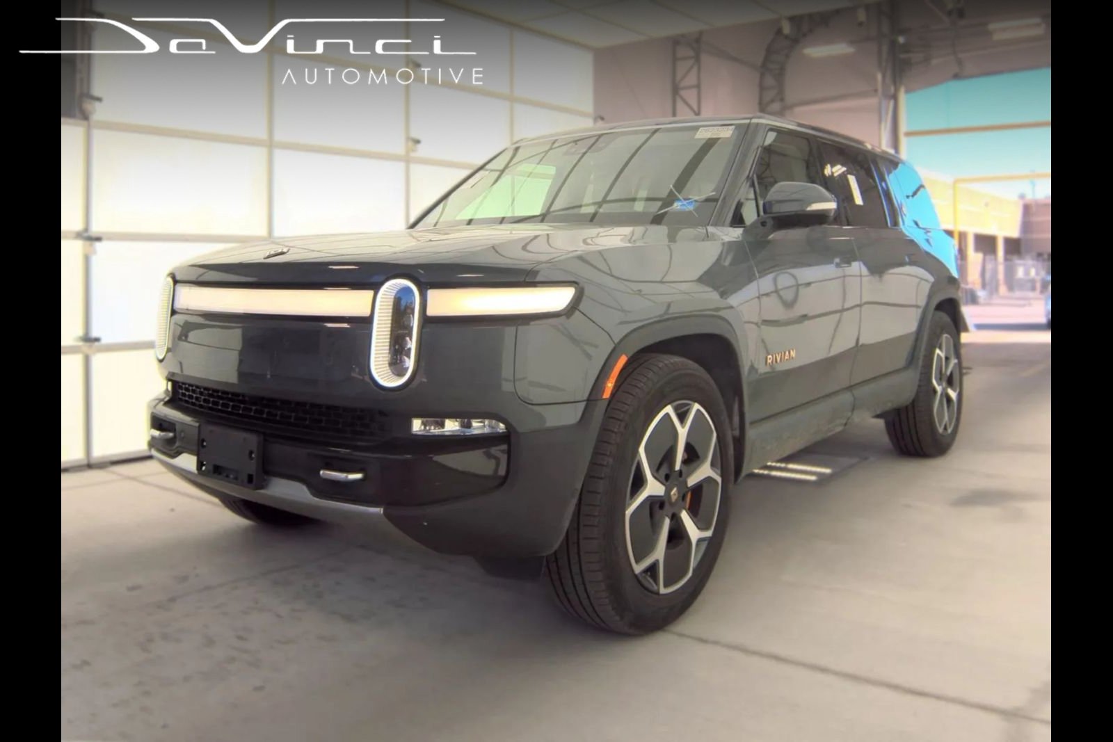 Used 2023 Rivian R1S Adventure Quad AWD/4WD image 1