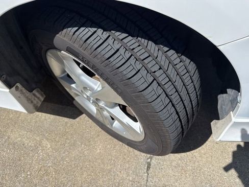 Used 2013 Toyota Corolla S image 9