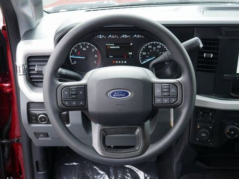 New 2026 Ford F250 XLT w/ FX4 Off-Road Package AWD/4WD image 15