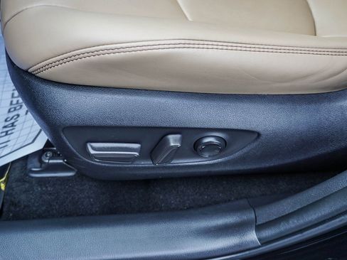 Used 2024 Toyota RAV4 XLE Premium image 20