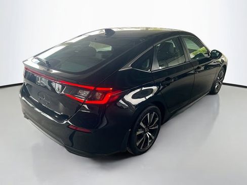 Used 2024 Honda Civic EX-L image 8