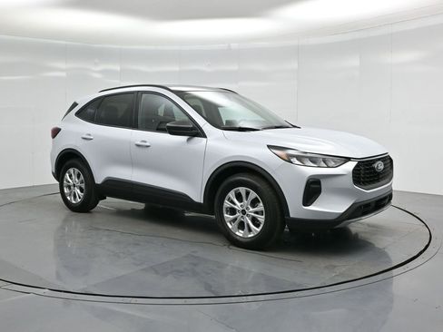 Certified 2025 Ford Escape Active image 23