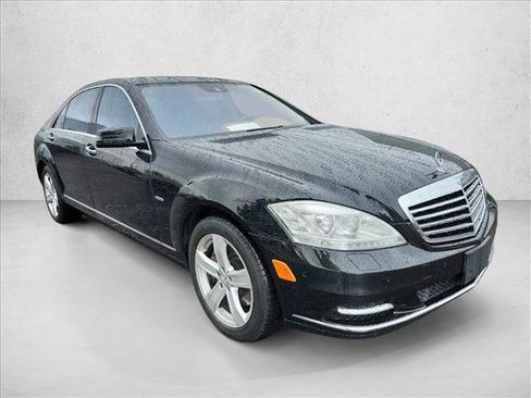 Used 2012 Mercedes-Benz S 550 4MATIC image 7