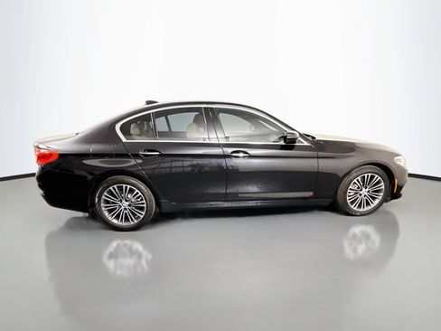 Used 2018 BMW 530i w/ Premium Package RWD image 11