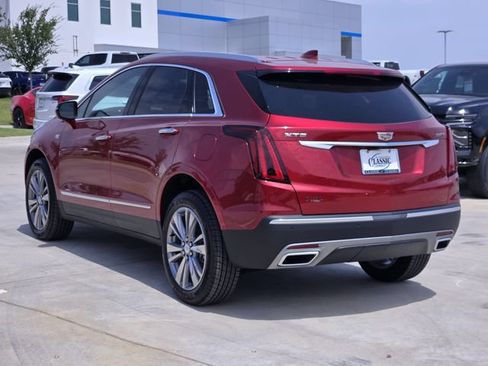 New 2026 Cadillac XT5 Premium Luxury w/ Driver Assist Package FWD image 4