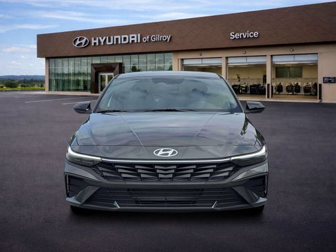 New 2026 Hyundai Elantra SEL Sport FWD image 12