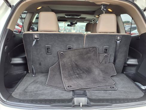 Certified 2017 Honda Pilot Elite image 20