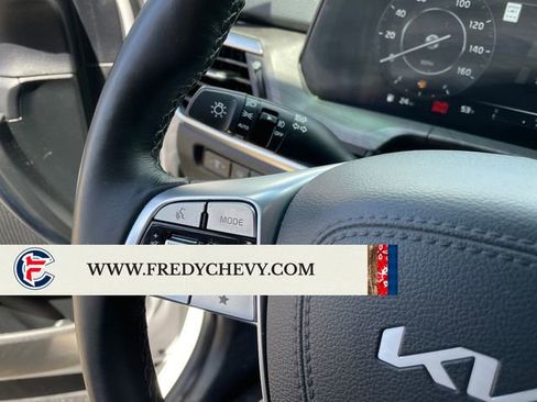 Used 2025 Kia Telluride SX X-Line AWD/4WD image 41