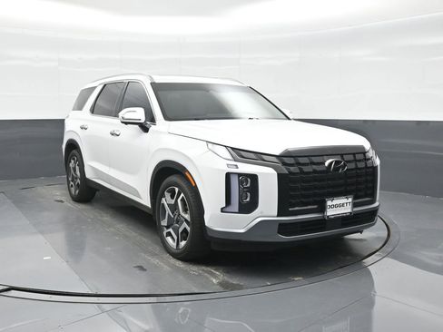 Used 2025 Hyundai Palisade Limited AWD/4WD image 9