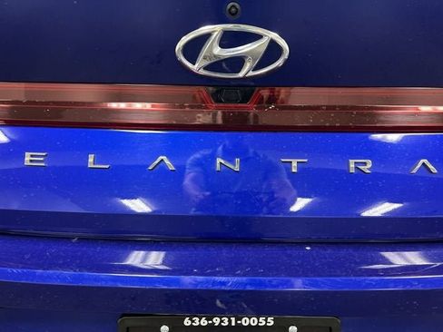 Used 2023 Hyundai Elantra SEL w/ Convenience Package FWD image 30