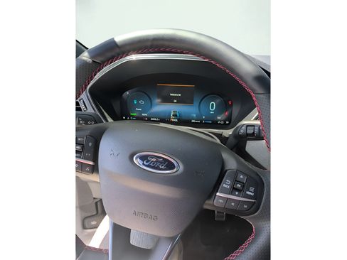 Used 2024 Ford Escape ST-Line Elite AWD/4WD image 9