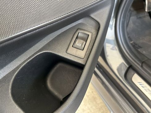 Used 2019 BMW 330i Sedan w/ M Sport Package image 38