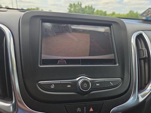 Certified 2023 Chevrolet Equinox LT AWD/4WD image 19