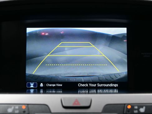 Used 2015 Honda Odyssey Touring Elite image 21