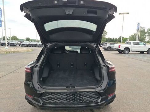 Used 2024 Chevrolet Equinox EV RS FWD image 9