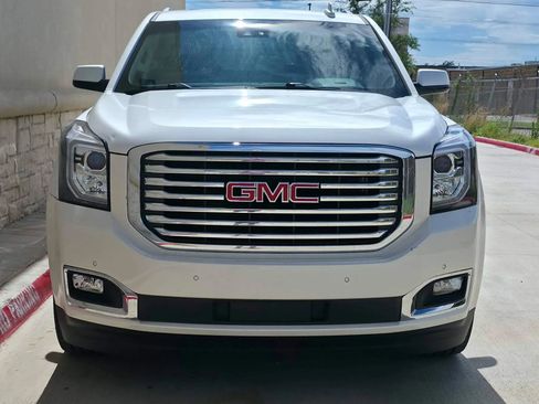 Used 2018 GMC Yukon XL SLT w/ Premium Edition AWD/4WD image 9