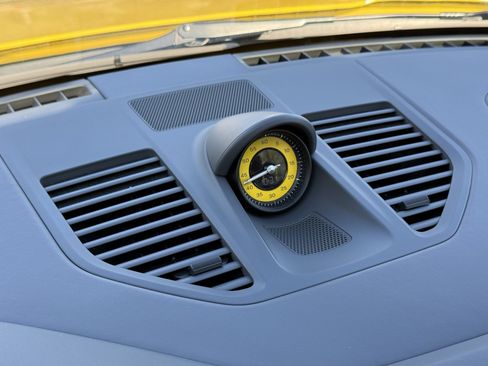 Certified 2021 Porsche 911 Carrera image 18