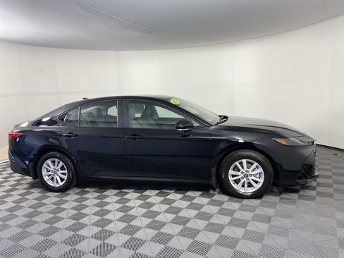 Used 2026 Toyota Camry LE FWD image 10