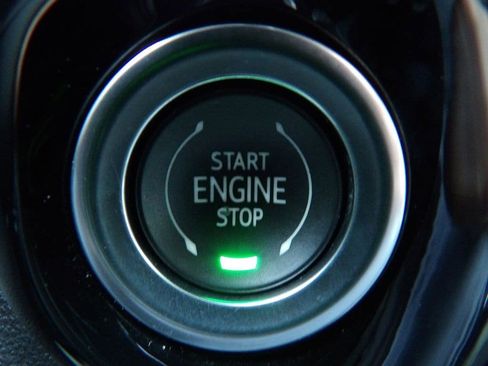 Used 2022 Chevrolet Silverado 1500 LTZ w/ Z71 Off-Road Package image 20