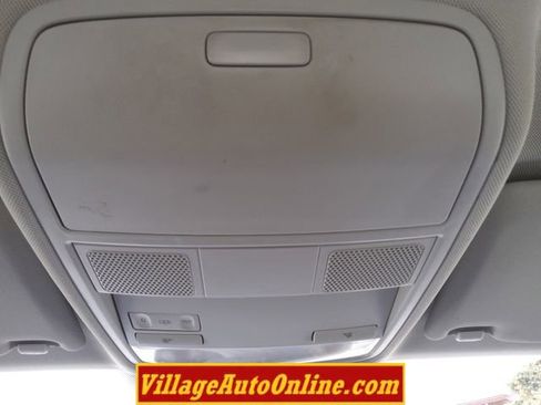 Used 2017 Volkswagen Tiguan S image 49