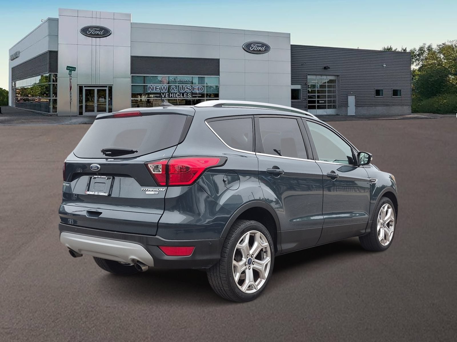 Used 2019 Ford Escape Titanium AWD/4WD image 9