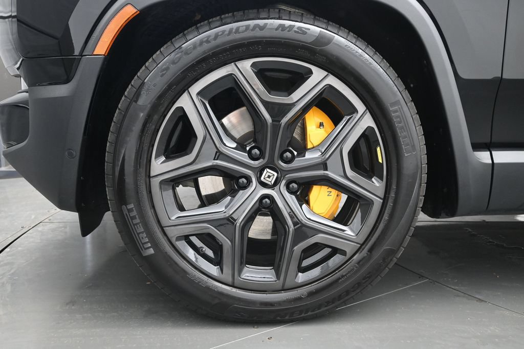 Used 2025 Rivian R1S Premium Dual AWD/4WD image 41