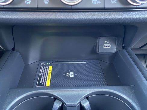 Used 2024 Honda HR-V EX-L image 25