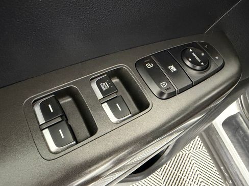Used 2022 Kia Sportage LX FWD image 24