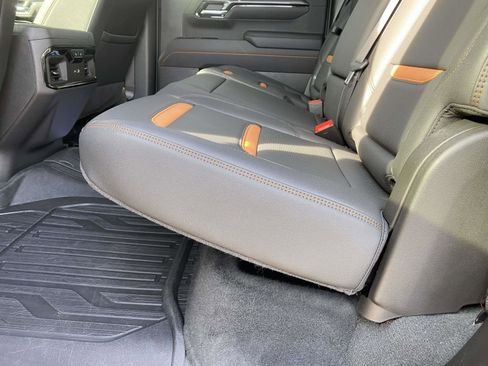 Used 2025 GMC Sierra 1500 AT4 image 20