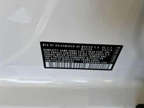 Used 2018 Volkswagen Golf SEL image 24