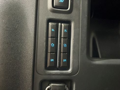 Used 2025 Ford Expedition Platinum AWD/4WD image 31