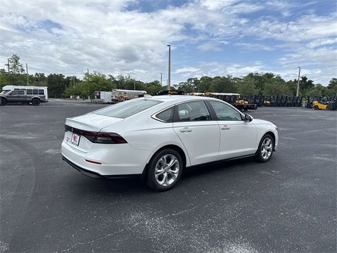 New 2025 Honda Accord LX image 5