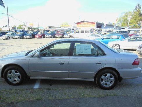 Used 1998 Honda Accord EX image 11