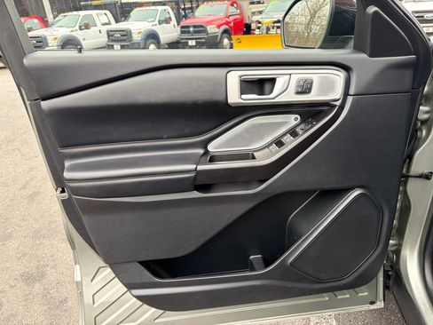 Used 2020 Ford Explorer ST w/ ST Street Pack image 17