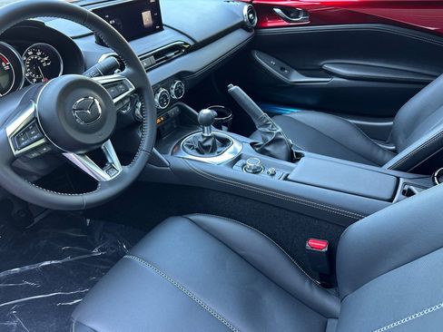 New 2025 MAZDA MX-5 Miata RF Grand Touring image 8