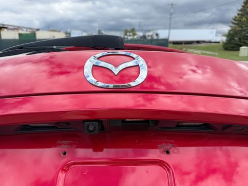 Used 2016 MAZDA MAZDA3 i Touring w/ Popular Equipment Package image 10