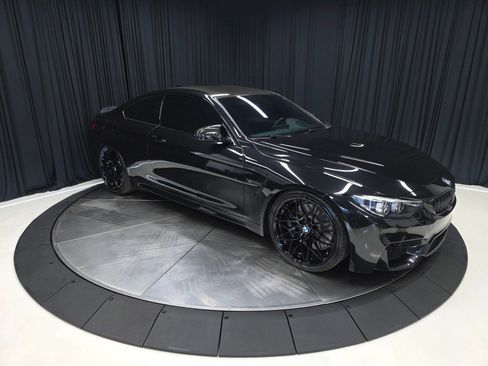 Used 2018 BMW M4 Coupe RWD image 15