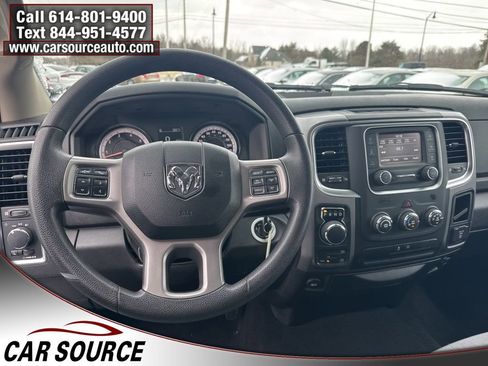Used 2023 RAM 1500 Classic SLT image 8