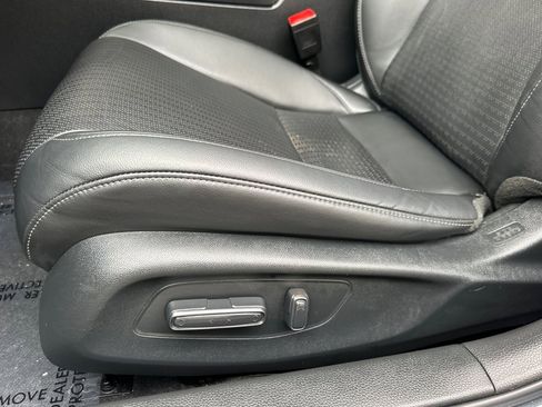 Used 2023 Honda Civic Sport Touring image 13