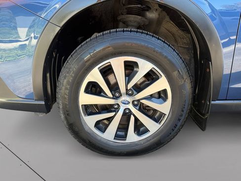 Used 2022 Subaru Outback Premium AWD/4WD image 16