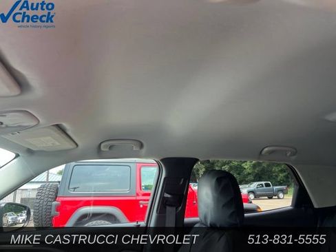Used 2023 Chevrolet TrailBlazer LT FWD image 9