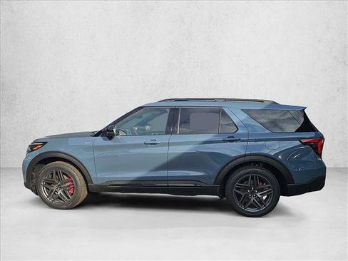 New 2026 Ford Explorer ST-Line w/ ST-Line Street Pack image 2