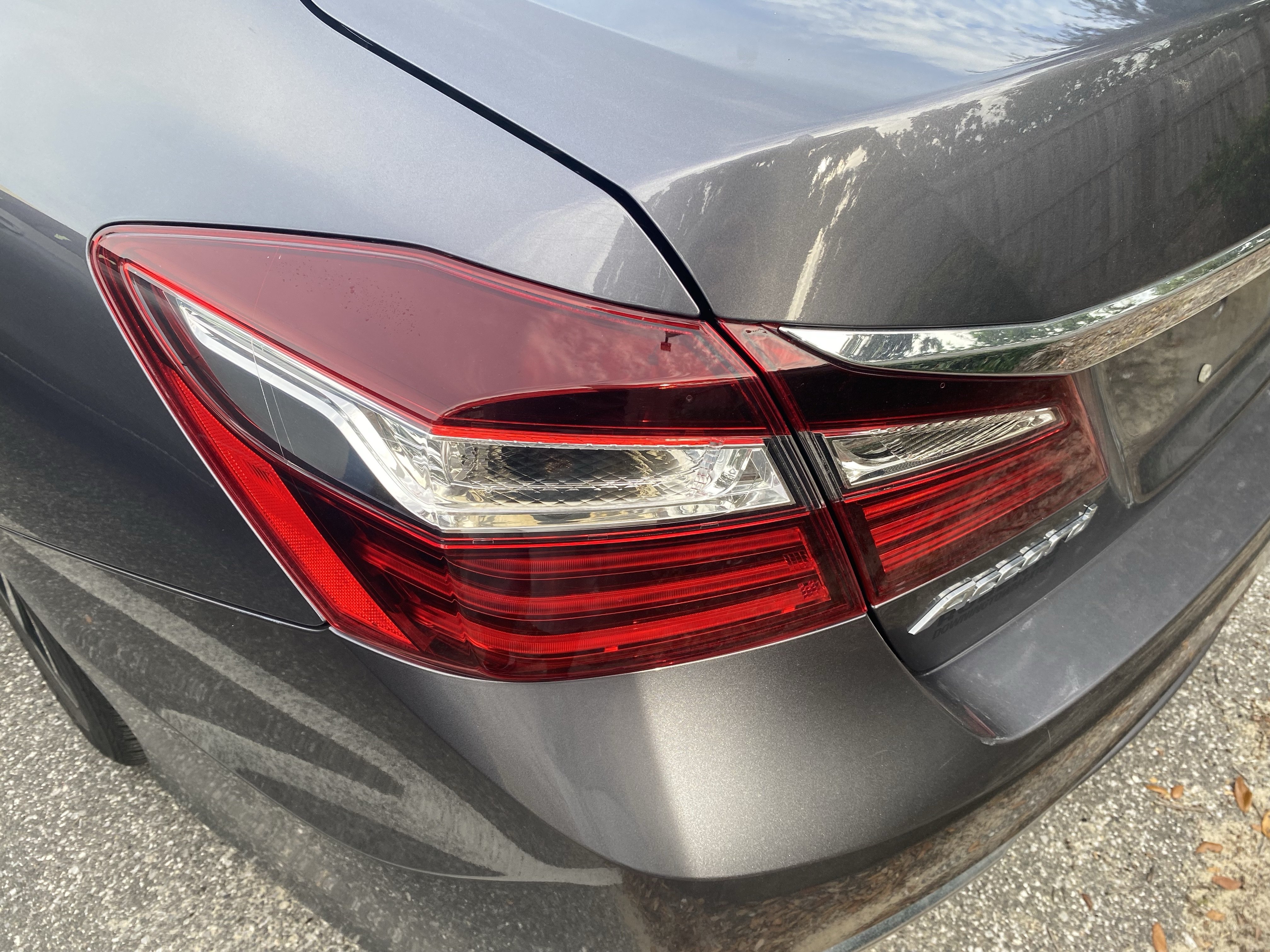 Used 2017 Honda Accord EX-L image 11