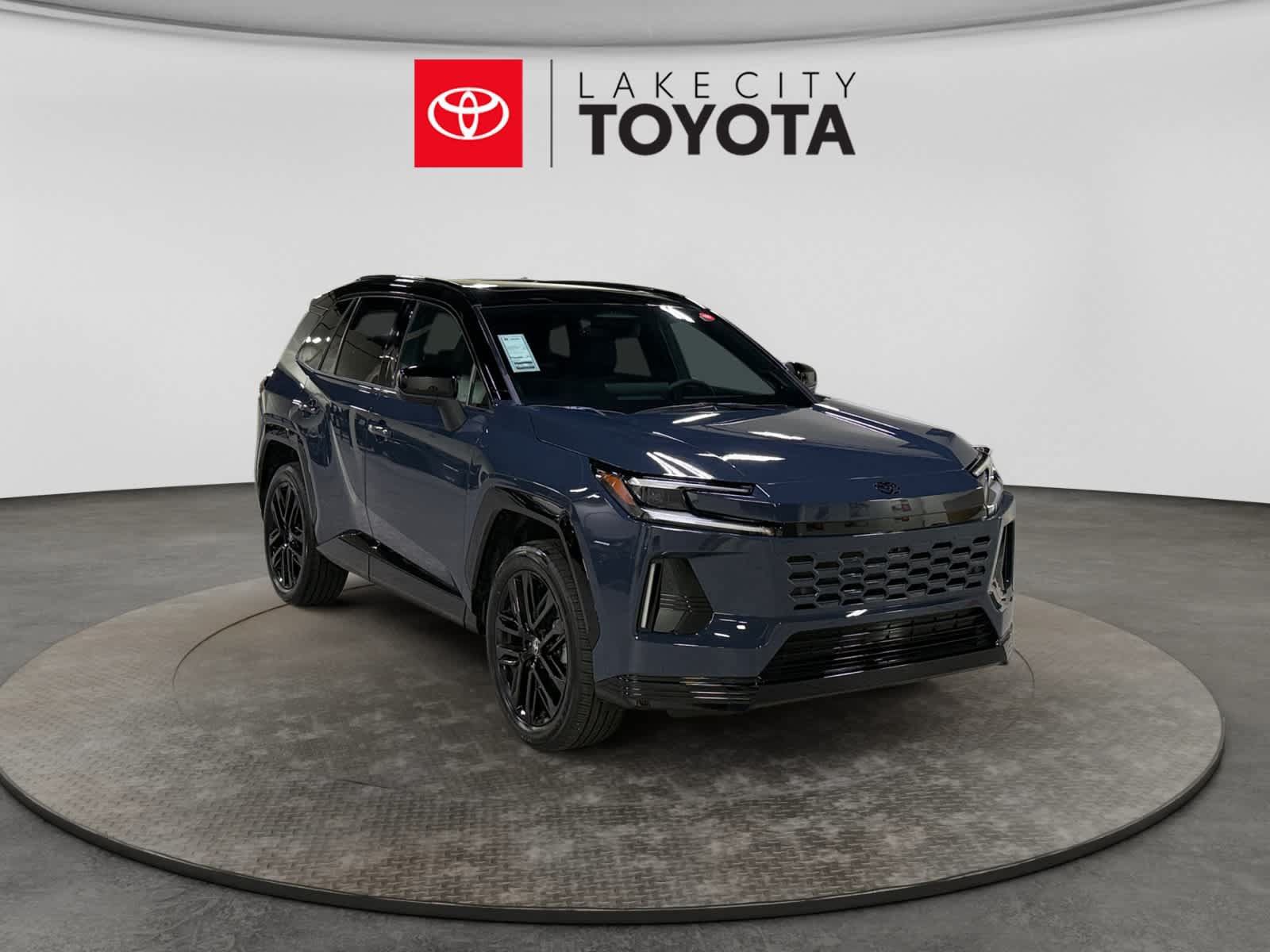 Used 2026 Toyota RAV4 XSE w/ Panoramic Sun Roof Package AWD/4WD image 13