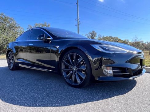 Used 2018 Tesla Model S 100D image 13