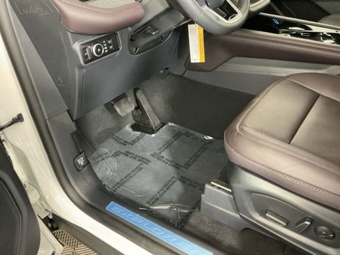 New 2026 Ford Explorer Platinum AWD/4WD image 18